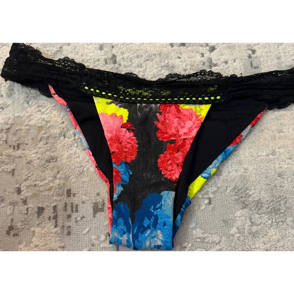 Beach Bunny Swimwear Floral Lace Waist Bikini Bottom Neon Black Medium Ruched M